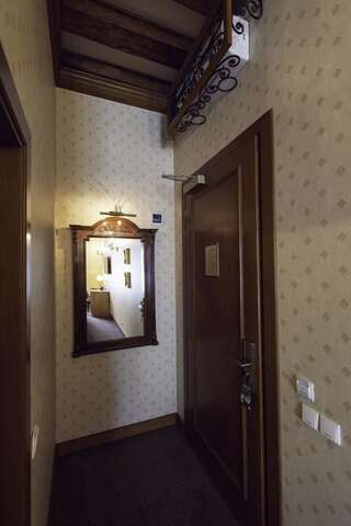 Отель Hotel Am Ring Сибиу Двухместный номер с 2 отдельными кроватями-4